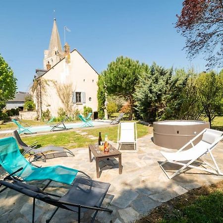 Le Clos Du Tilleul Fabuleuse Propriete 15 A 30 Pers Piscine Au Coeur D'Un Charmant Village Thilouze 外观 照片